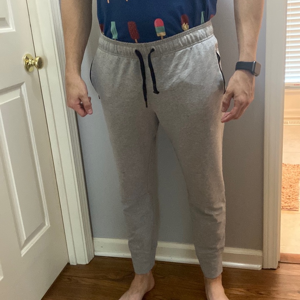 Reebok mens size large joggers grey